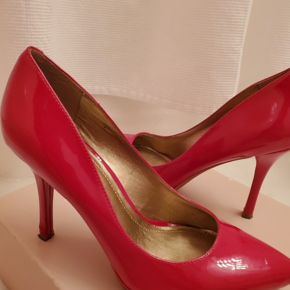 🔥👑🔥 BCBG Patent Women's High Heels - Picture 2 of 8